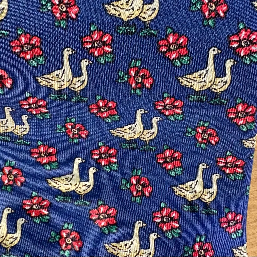 Taylor &‎ Butler Reine Seide Blue Geese Goose Red Flower Print Silk Tie England